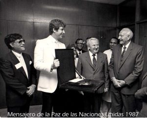 Carlos+Mensajero+de+la+Paz+en+1987